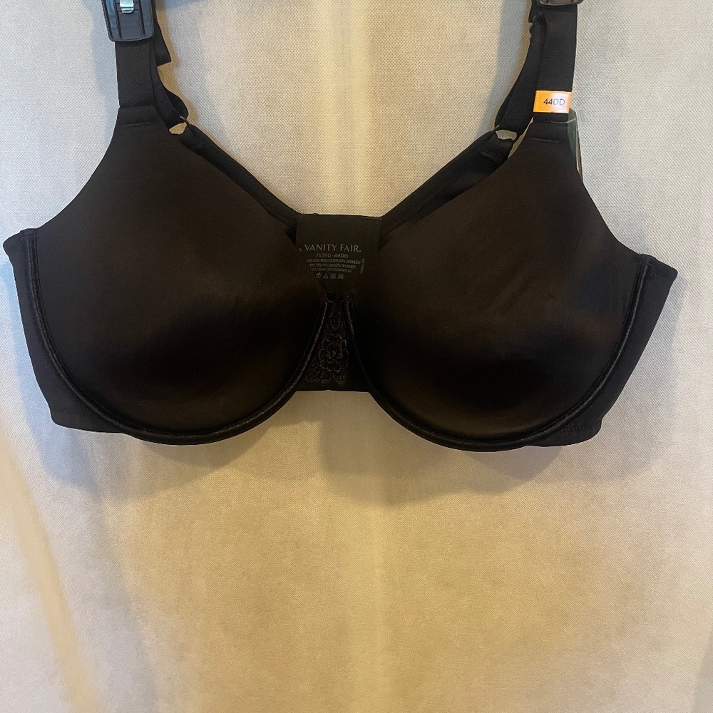 Vanity Fair beautiful back 44DD underwire bra.  Never worn with tags.